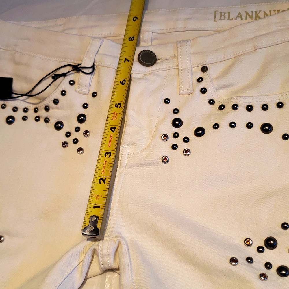 Blank NYC The Intro Jewel/Stud Capri Jeans NEW πHPπ - Picture 17 of 17